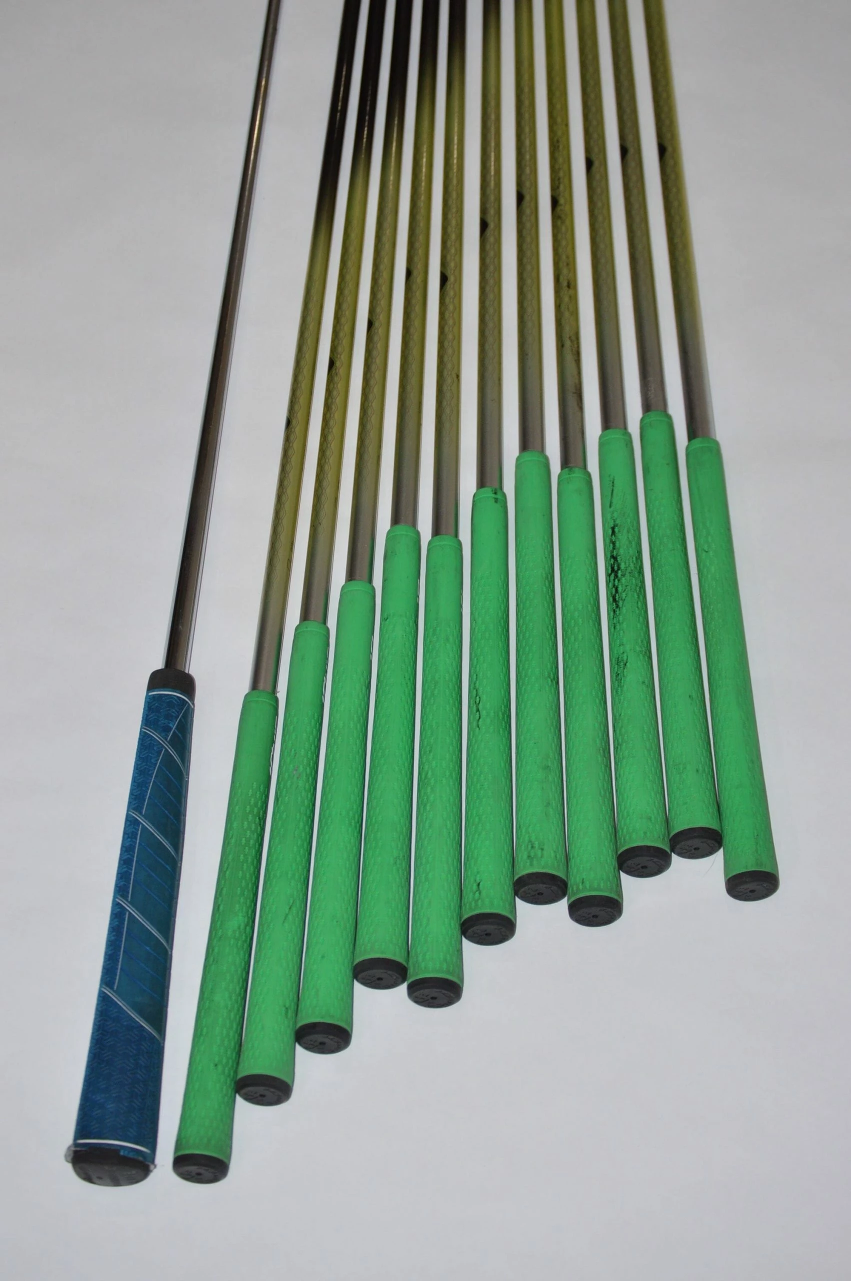 GolfRoots XXIO Prime 9 Full Set R Flex +.75 In. - Image 5
