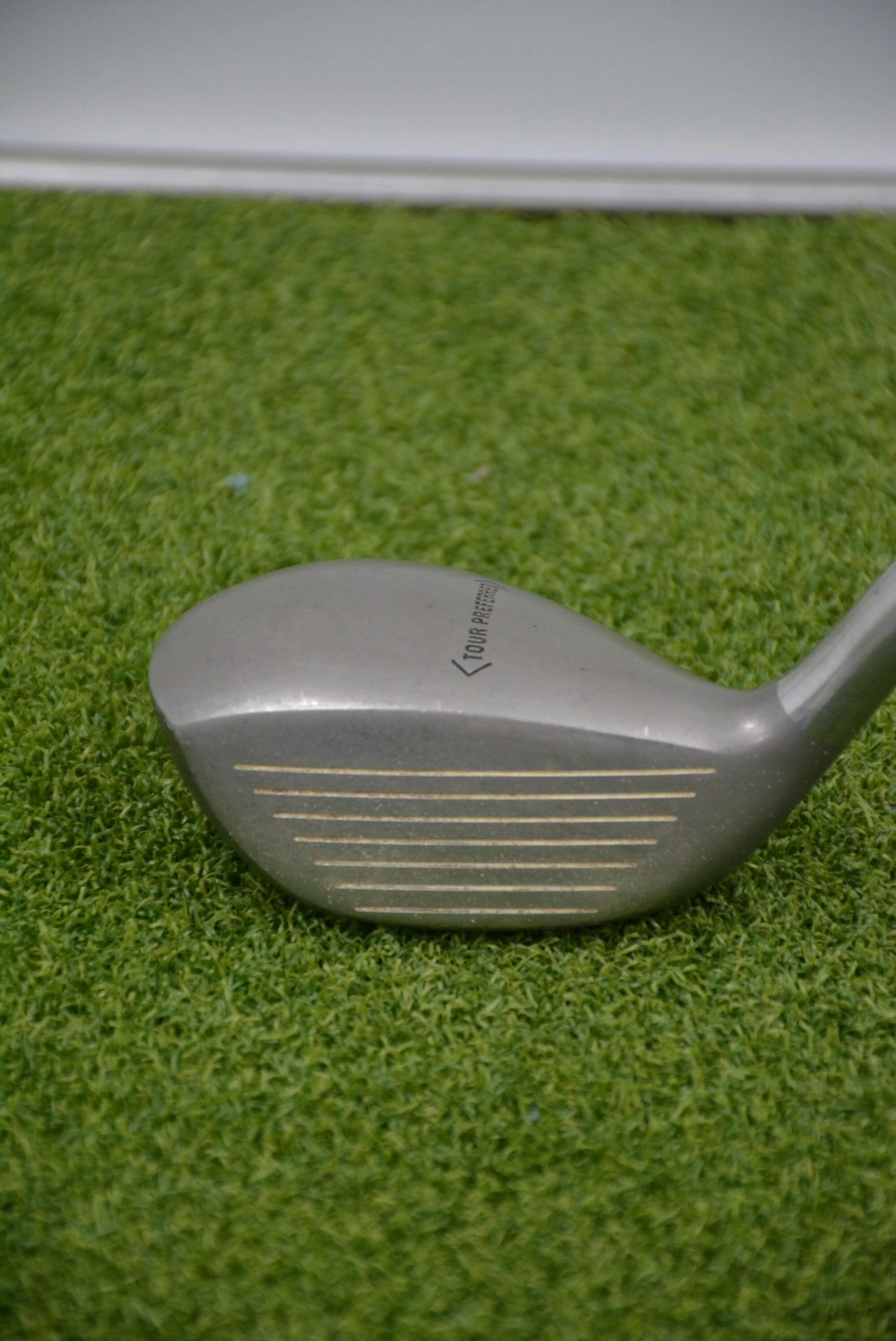 GolfRoots Raylor 16 Degree Hybrid R Flex - Image 3
